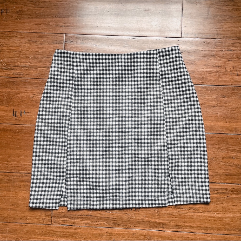 Eyeshadow Plaid Mini Skirt